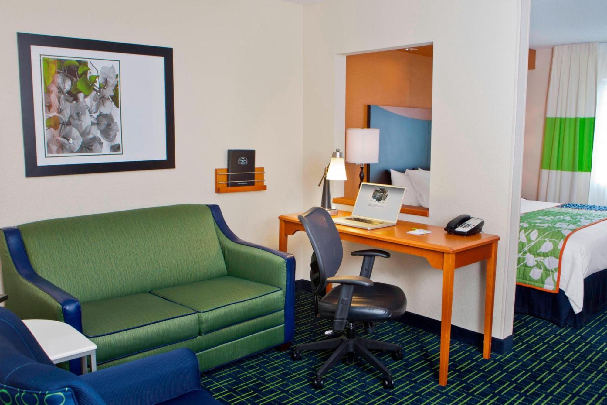 Fairfield & By Marriott East Galleria Hotel Memphis